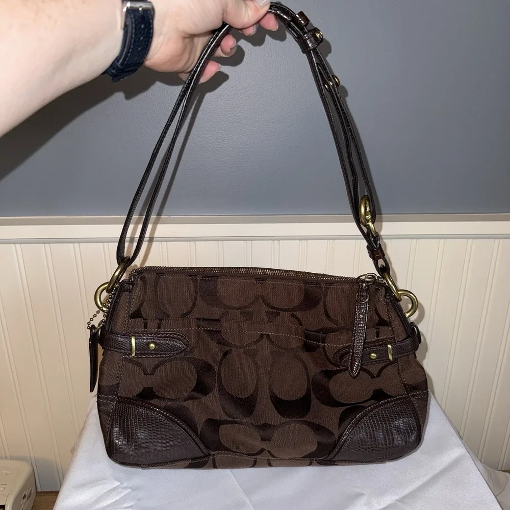 COACH Shoulder Bag Purse Signature C 23072M Chocolate Brown Canvas Leather